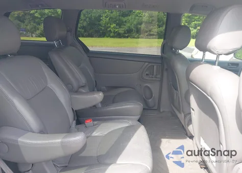 2008 Toyota Sienna Le from USA, damaged, VIN 5TDBK23C68S017821